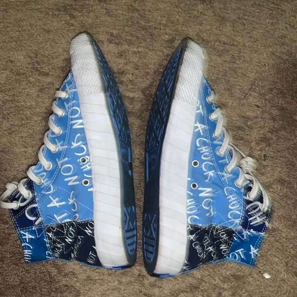 Blue Converse - Picture 4 of 7
